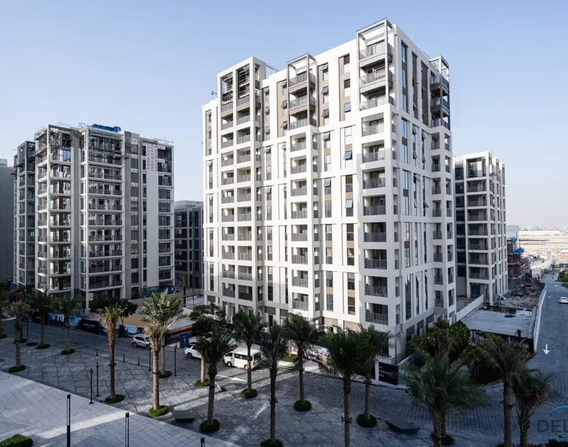 Lavish 1-Bedroom Apartment at Summer at Creek Beach — Dubai Creek Harbour — photo 6