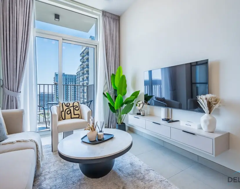 Enchanting 1-Bedroom Apartment in Socio Tower — Dubai Hills — photo 8