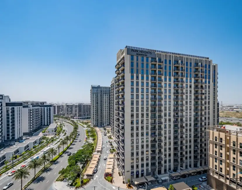 Enchanting 1-Bedroom Apartment in Socio Tower — Dubai Hills — photo 21
