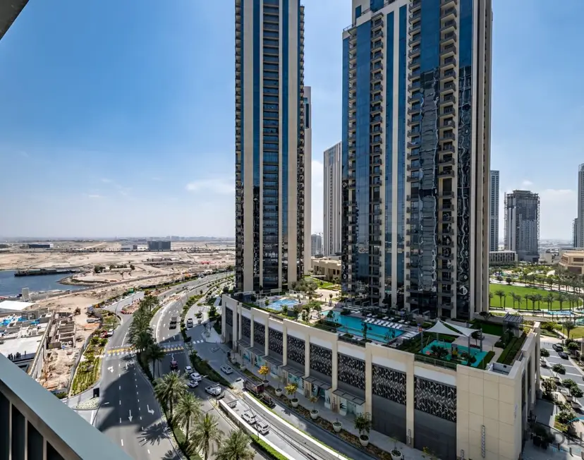 Beautiful 1-Bedroom Apartment in Creek Edge Tower — Dubai Creek Harbour — photo 7