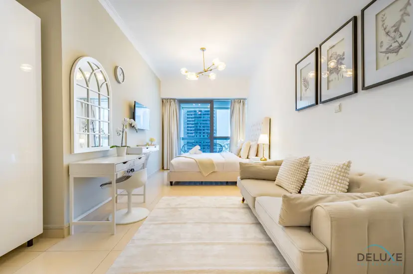 Charming Studio in Saba 3, Jumeirah Lake Tower — Jumeirah Lake Towers — photo 1