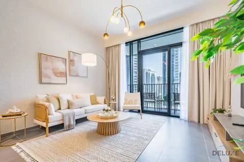Charming 1-Bedroom Apartment in Creek Edge Tower — Dubai Creek Harbour