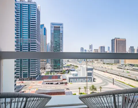 Charming Studio in Saba 3, Jumeirah Lake Tower — Jumeirah Lake Towers — photo 4