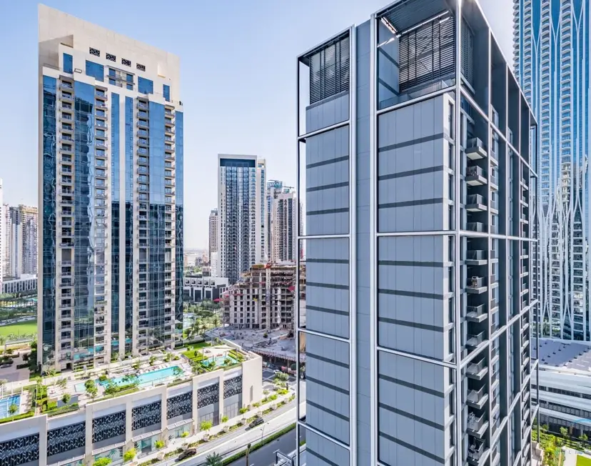 Charming 1-Bedroom Apartment in Creek Edge Tower — Dubai Creek Harbour — photo 33