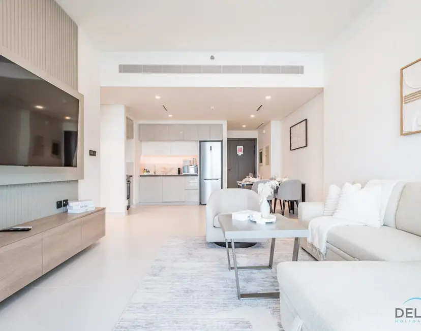 Charming 1-Bedroom Apartment at Marina Vista Tower 2 — Emaar Beachfront — photo 20