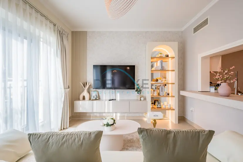 Chic Studio in Burj Views Podium — Downtown Dubai — photo 1