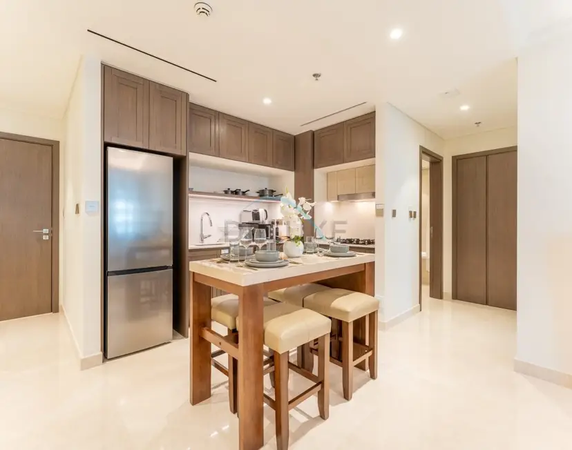 Partial Marina and City Views 1-Bedroom — Emaar Beachfront — photo 9