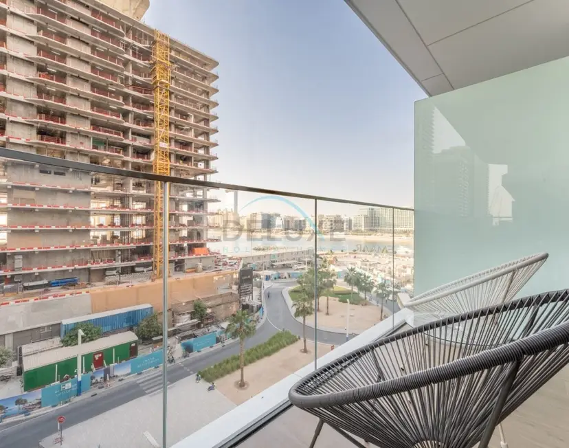 Partial Marina and City Views 1-Bedroom — Emaar Beachfront — photo 18