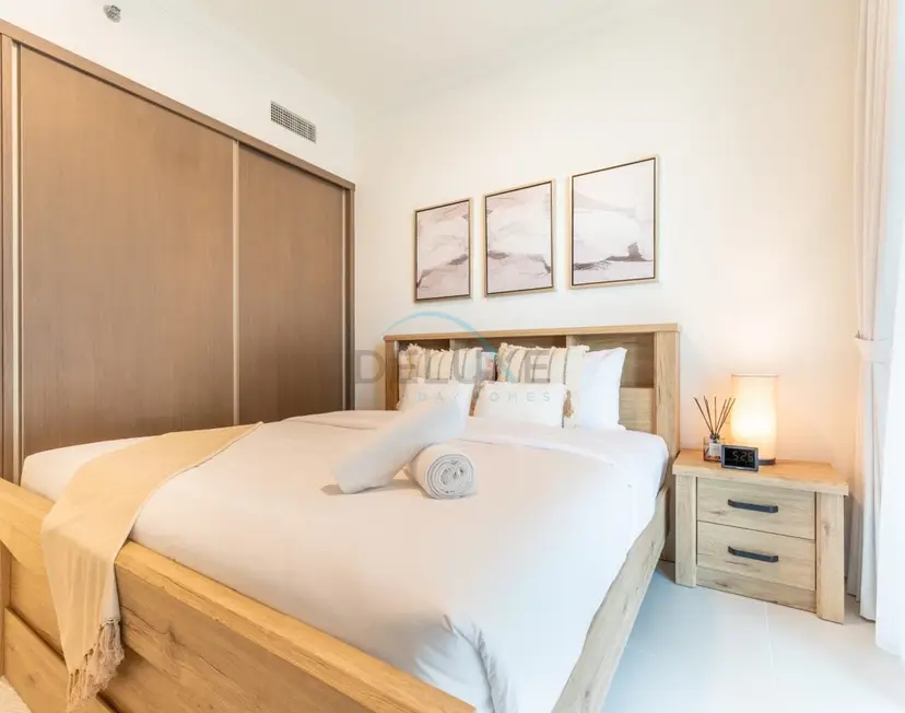 Partial Marina and City Views 1-Bedroom — Emaar Beachfront — photo 23