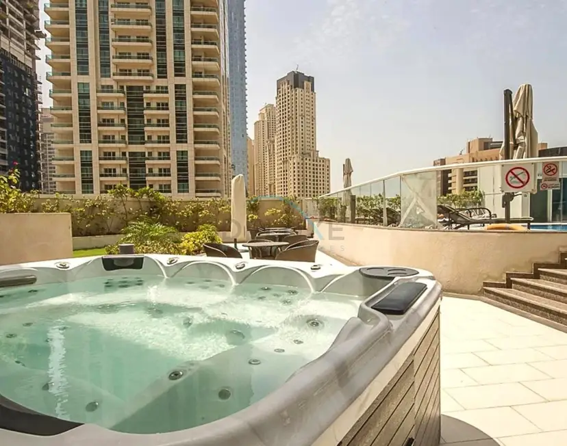Arabian Gulf Sea Views, Walking Distance to Marina Beach And Public — Dubai Marina — photo 32