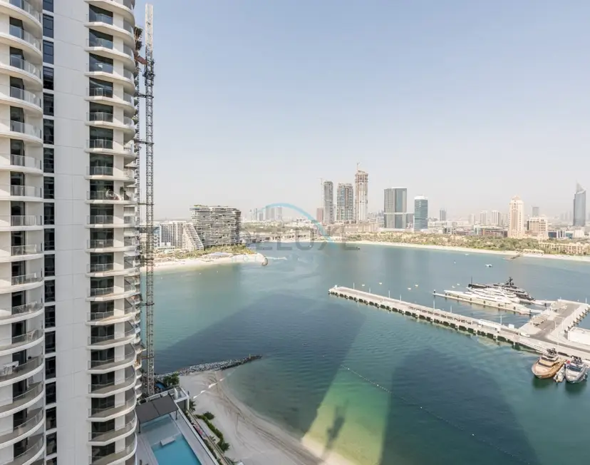 1-Bedroom With Private Beach Access — Emaar Beachfront — photo 3