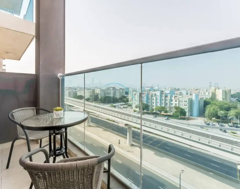 Few Metres Walk to Metro, Minutes Drive from Ibn Battuta Mall — Al Furjan — photo 24
