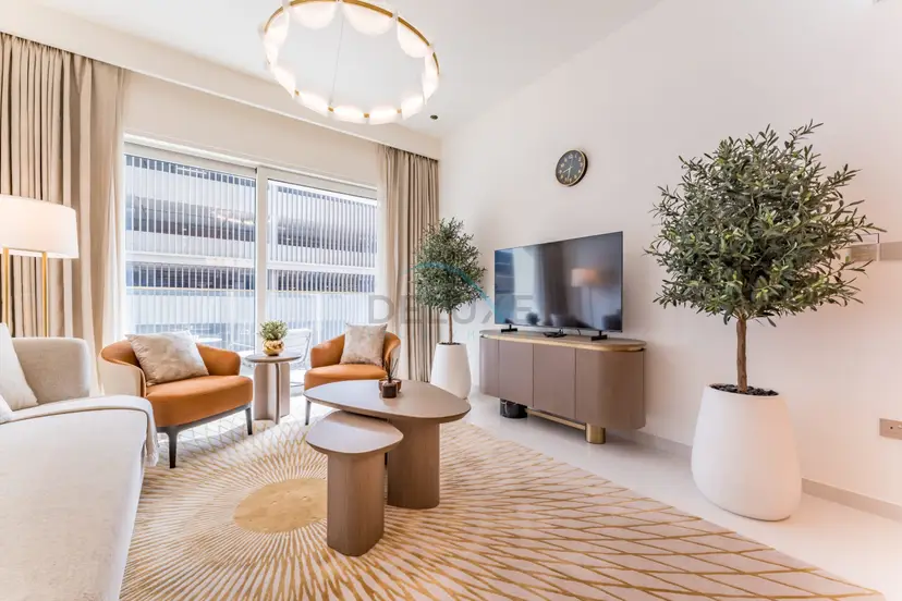Partial Sea Views with Private Beach Access — Emaar Beachfront — photo 1