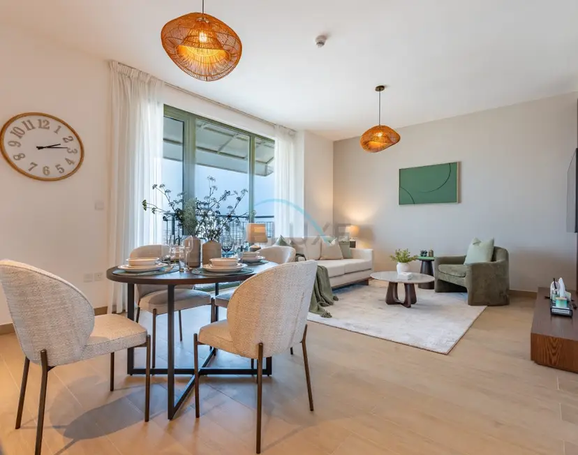 Urban Beachside 2-Bedroom with a Glimpse of Burj Khalifa — La Mer — photo 14
