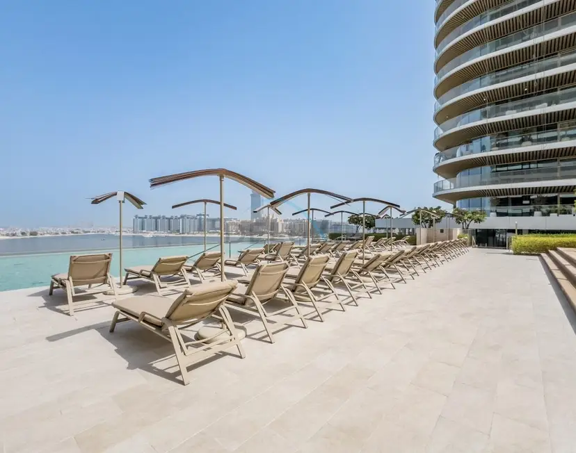 Partial Sea Views with Private Beach Access — Emaar Beachfront — photo 19