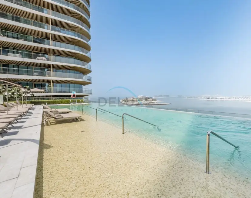 Partial Sea Views with Private Beach Access — Emaar Beachfront — photo 4