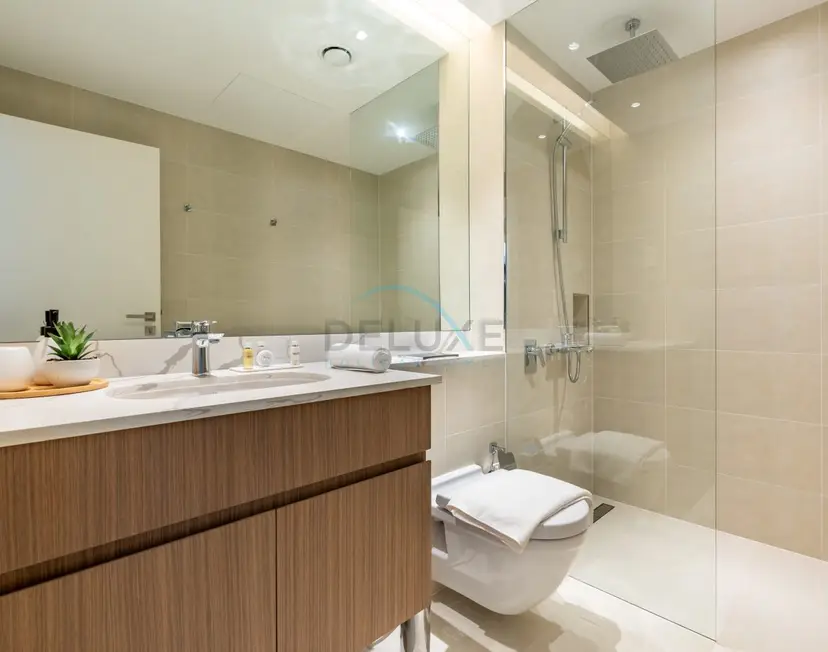 Urban Beachside 2-Bedroom with a Glimpse of Burj Khalifa — La Mer — photo 24