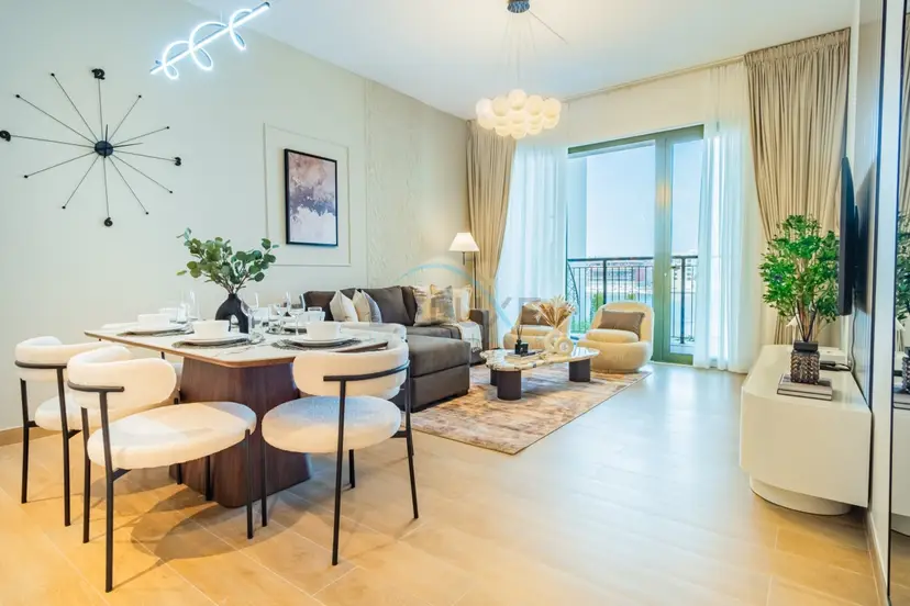 Seafront 2-Bedroom, Within Walking Distance to La Mer Beach — photo 1