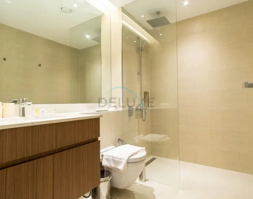 Seafront 2-Bedroom, Within Walking Distance to La Mer Beach — photo 29