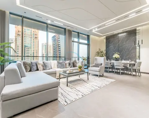 Luxurious High-Floor 3-Bedroom with Assistant Room — Jumeirah Lake Towers — photo 2
