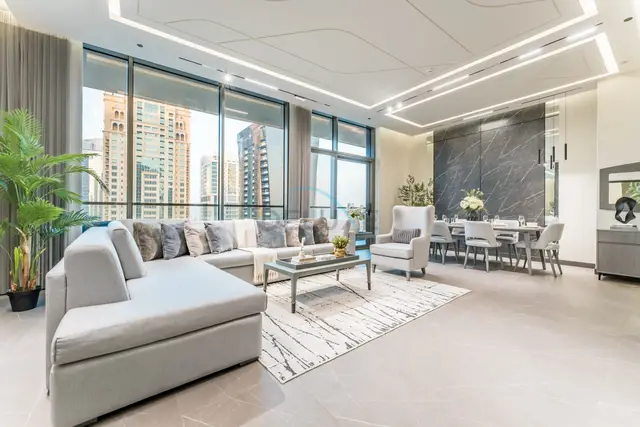 Luxurious High-Floor 3-Bedroom with Assistant Room — Jumeirah Lake Towers