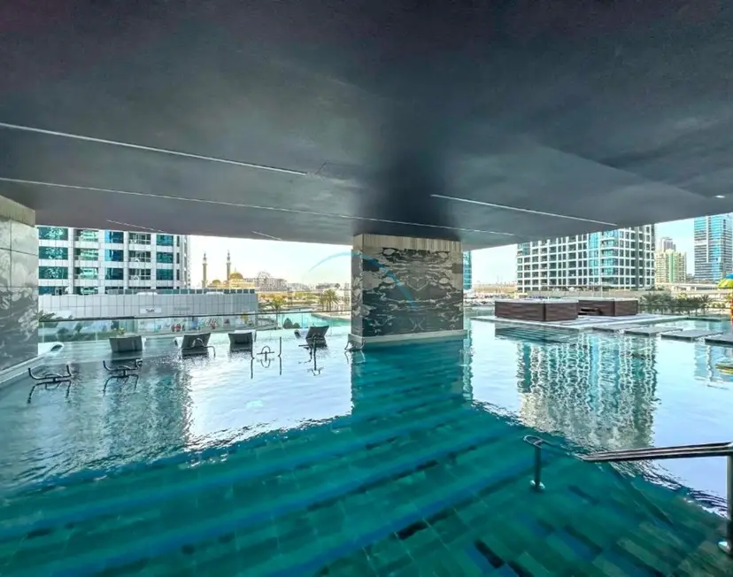 Luxurious High-Floor 3-Bedroom with Assistant Room — Jumeirah Lake Towers — photo 38