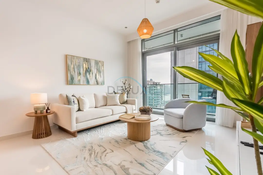 موقع متميز على الواجهة المائية بإطلالات خلابة — Emaar Beachfront