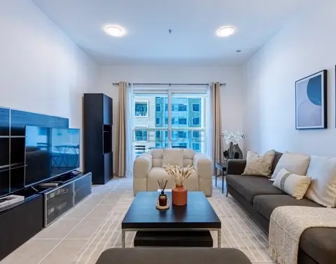 High-Floor Apartment With Stunning Sea Views — Dubai Marina — photo 2