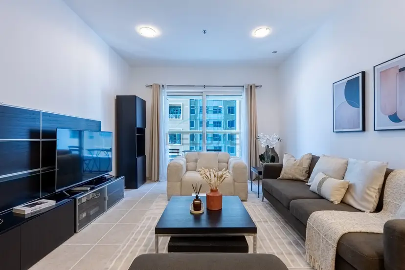 High-Floor Apartment With Stunning Sea Views — Dubai Marina — photo 1