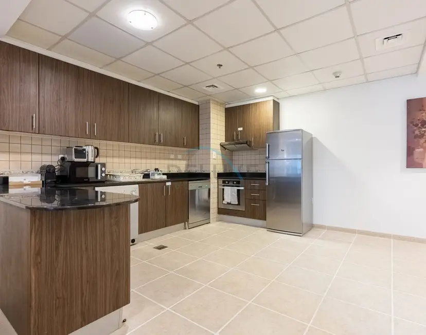 High-Floor Apartment With Stunning Sea Views — Dubai Marina — photo 10