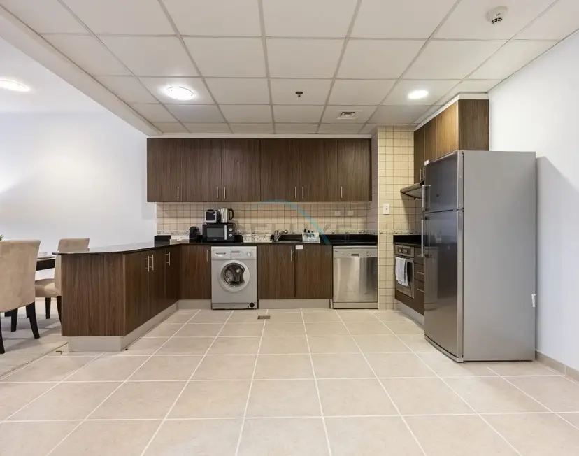 High-Floor Apartment With Stunning Sea Views — Dubai Marina — photo 11
