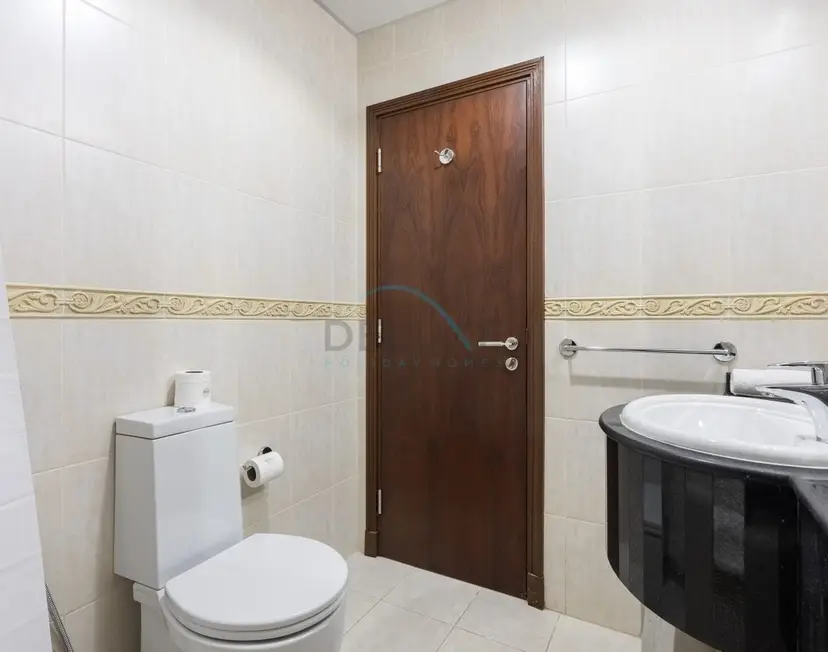 High-Floor Apartment With Stunning Sea Views — Dubai Marina — photo 13