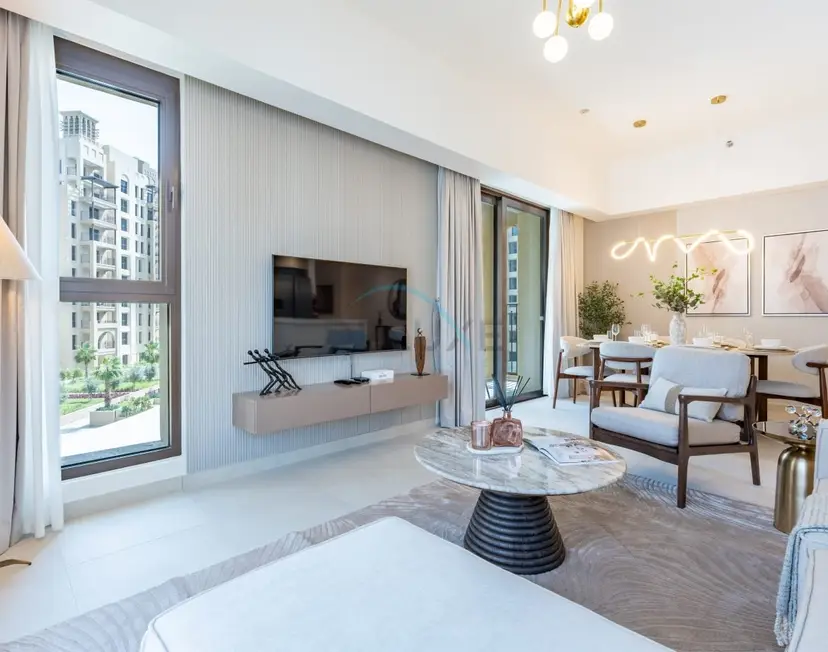 Chic 2-Bedroom Retreat with Assistant Room — Jumeirah — photo 16