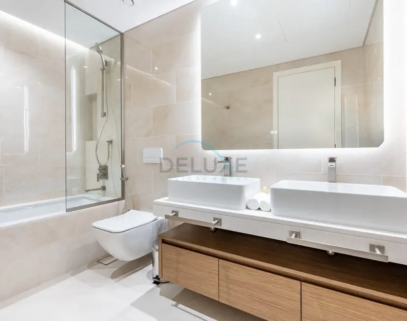 Chic 2-Bedroom Retreat with Assistant Room — Jumeirah — photo 29